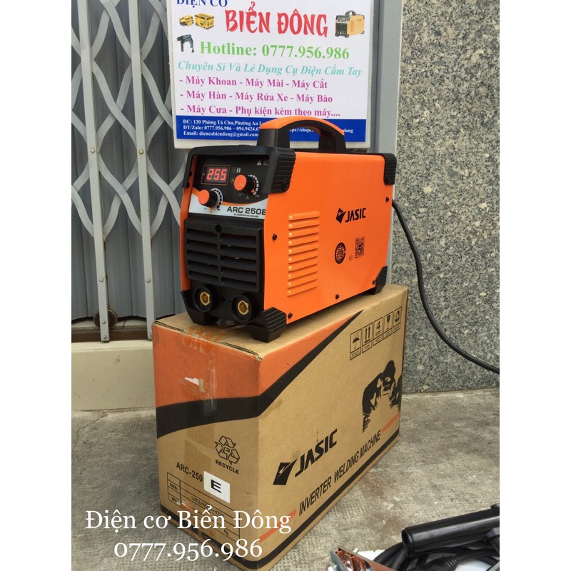 Máy Hàn điện tử Tặng bó 20 que hàn Hàn que chấm boong 5 ly máy hàn JASIC ARC-250E ANH QUỐC