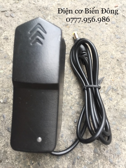 SẠC CẮM DÙNG CHO MÁY KHOAN PIN 12V pin OVAN. SẠC CẮM DÙNG CHO MÁY KHOAN PIN 12V pin OVAN