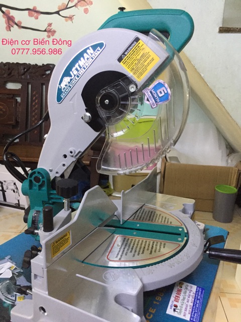 Máy cắt nhôm JETMAN cắt xoay 45 độ đĩa cắt 255 1800w