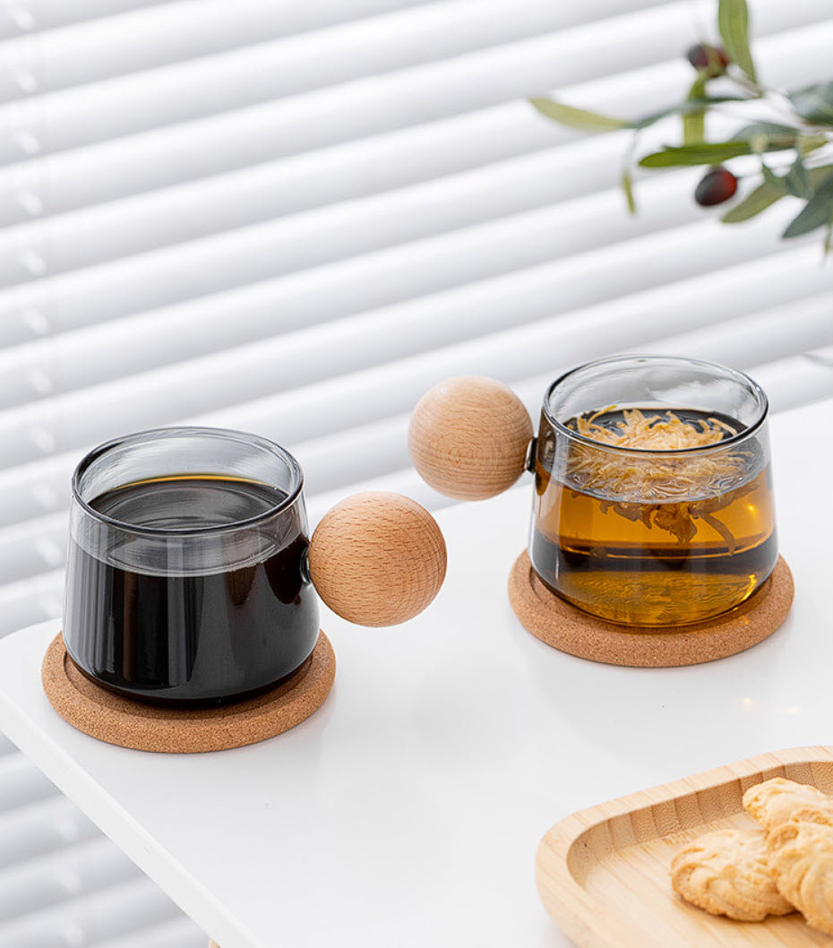 Ly cà phê thủy tinh tay cầm gỗ ly trà sữa nóng 280ml DCP08