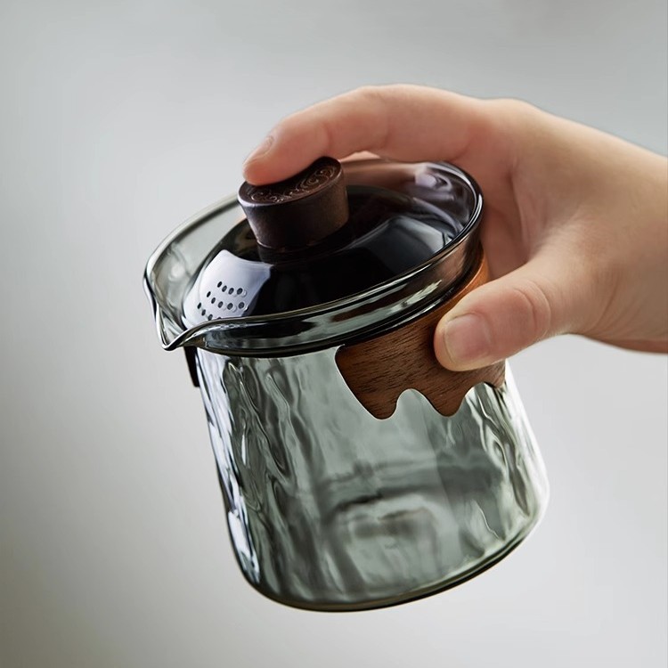 Bình pha trà thủy tinh 390ml có nắp lược trà XCJ456