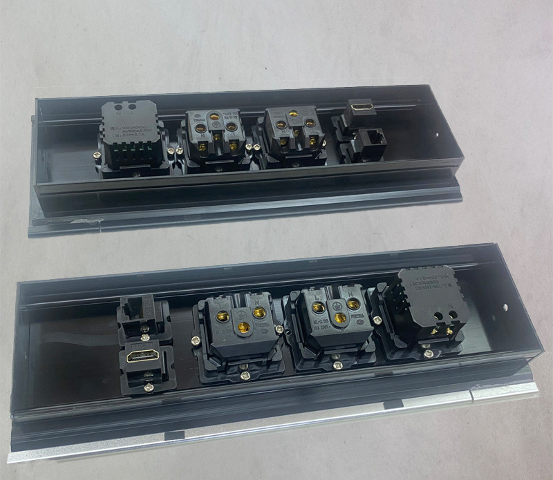Ổ cắm âm bàn nắp trượt có sạc không dây và cổng USB QN007