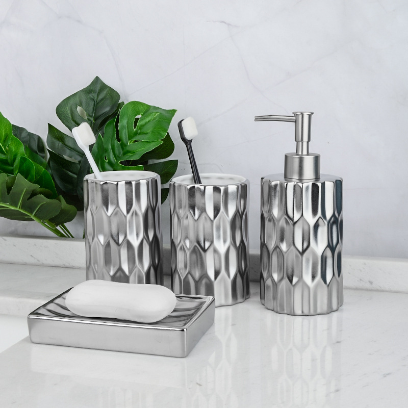 Bộ độ dùng nhà tắm 4 món sứ ceramics BCS0723S4