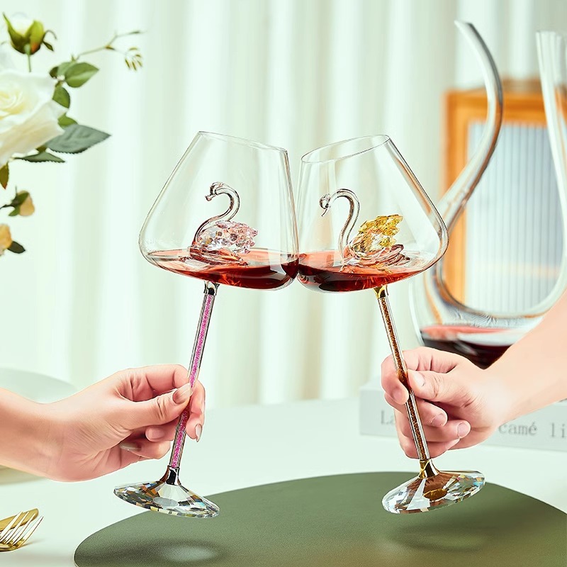 Ly uống vang pha lê Thiên Nga 3D 680ml SJW017