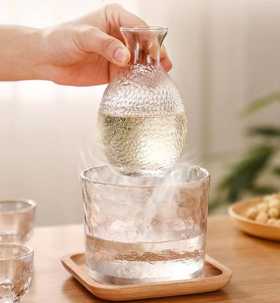 Bộ bình ly uống Sake thủy tinh vân sóng SJW021