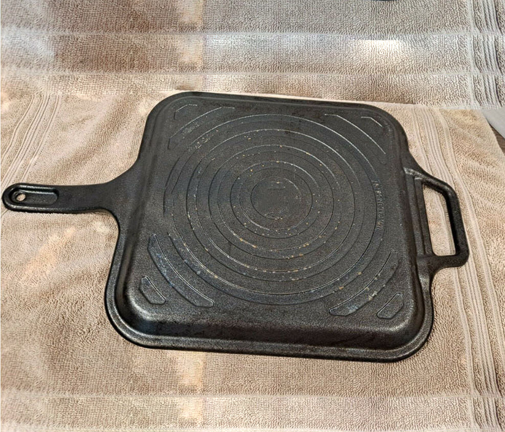 Chảo gang nướng beefsteak nướng hải sản size 26-30cm T052