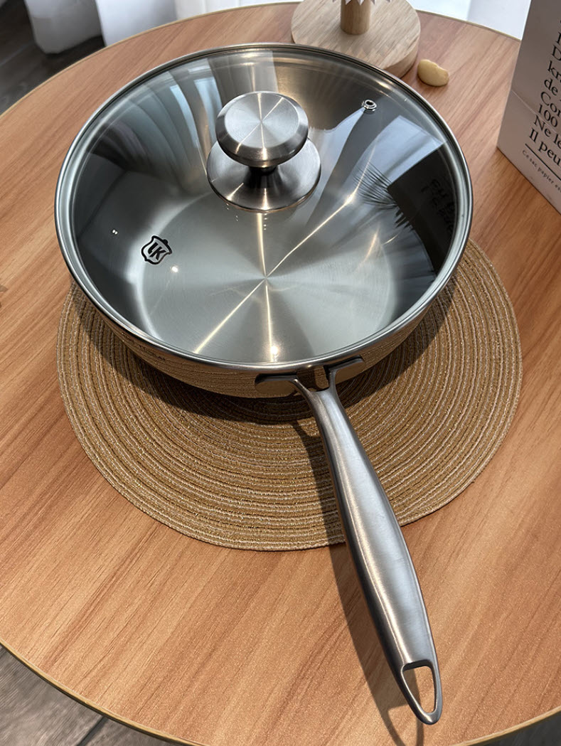Chảo sâu lòng inox y tế 316 size 16-26cm nắp kính đáy bằng LK011