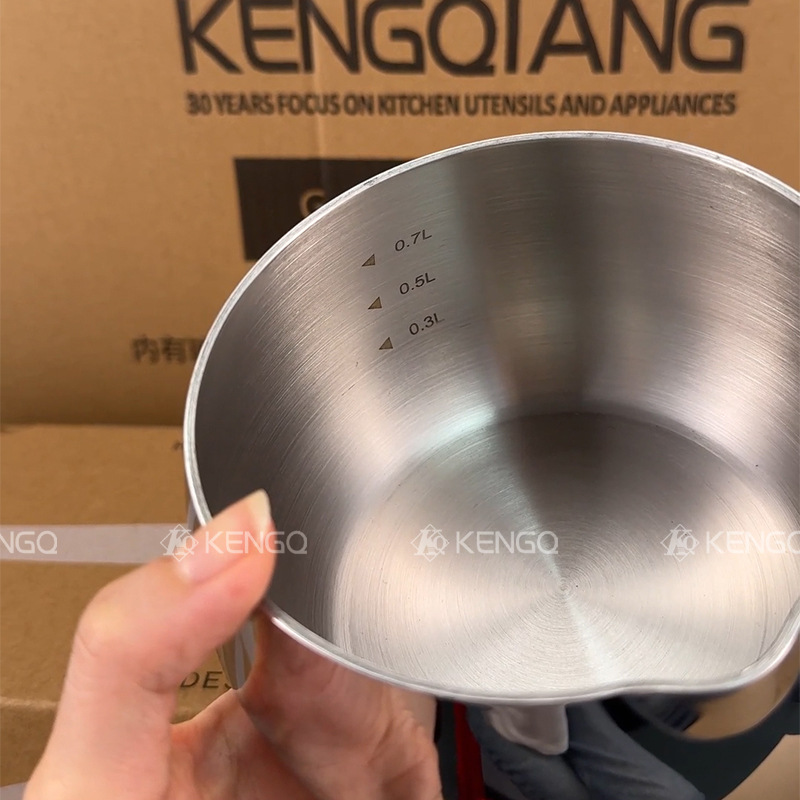 Nồi nấu sữa nấu sốt inox 316 có vạch chia nắp kính tay cầm gỗ KQ012