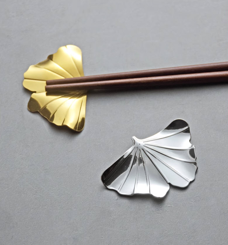 Gác đũa hình lá Bạch Quả inox 304 AKH011