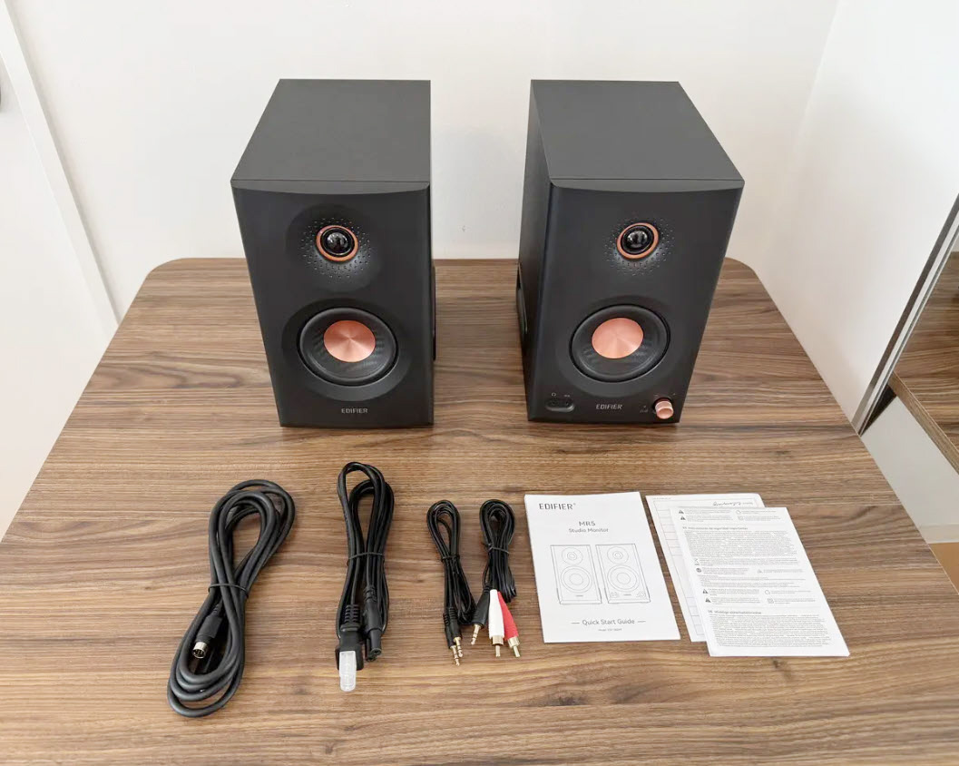 Loa kiểm âm chủ động 4inch 110W Edifier MR5BT chuẩn Hi-Res 24-bit/96kHz bluetooth 6.0