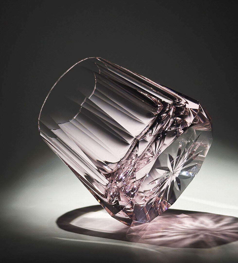 Ly wishky pha lê K9 mẫu Rose Story 200ml chế tác thủ công Vianasa VS99897