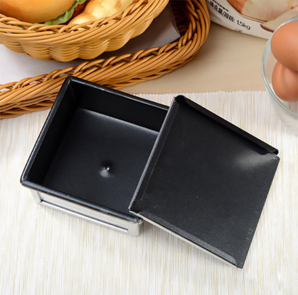 Khuôn làm bánh vuông Sanneng SN2180, hợp kim nhôm, có nắp.