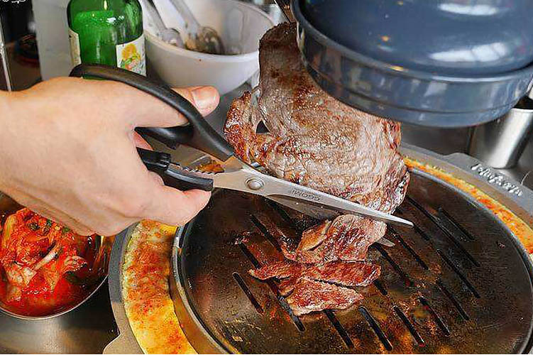 Kéo cắt thực phẩm đồ nướng BBQ Ggomi SP001