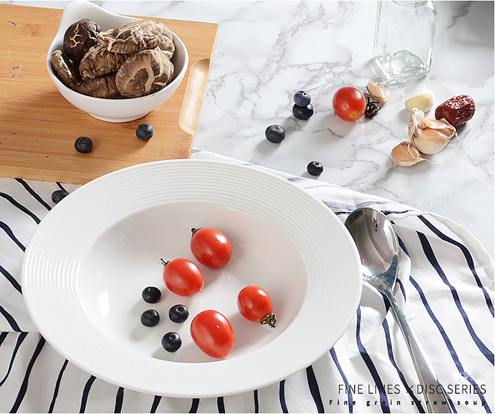 Dĩa gốm trắng porcelain McAllen MA024 đựng thức ăn.