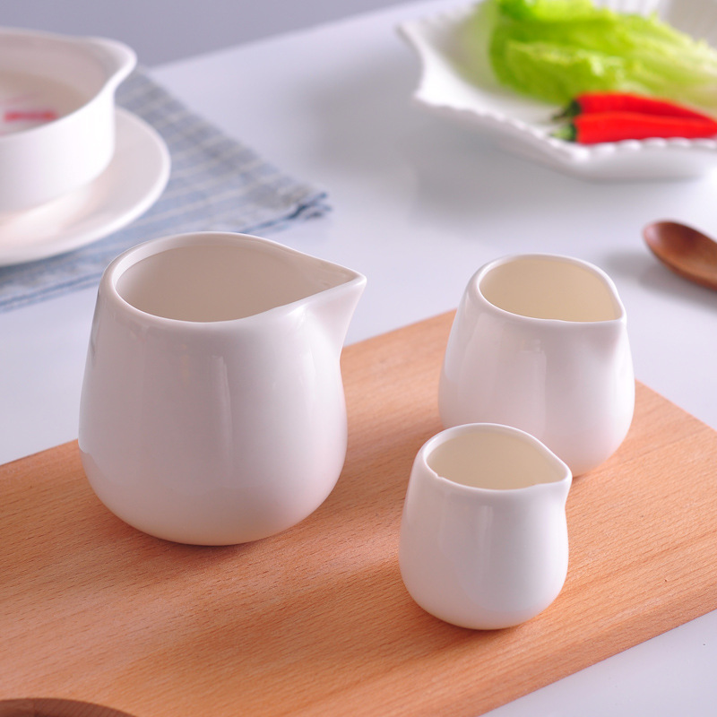 Ly đựng sốt sứ trắng đựng sữa nước đường OEM MA032
