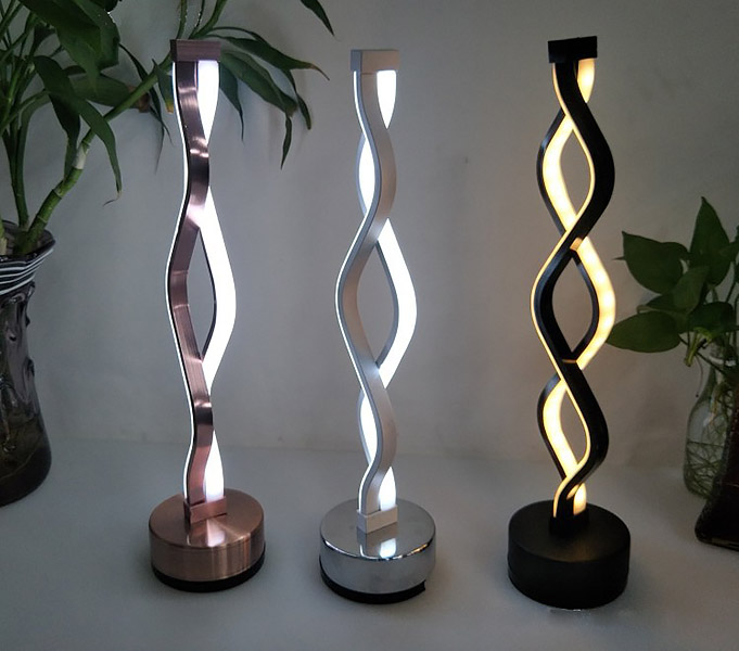 Đèn led để bàn ăn, cafe, bar, tiệc ngoài trời Sumi SM001.