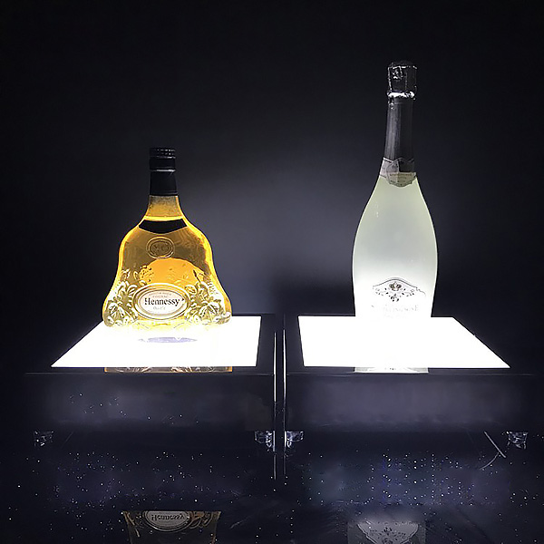 Đế trưng chai rượu có đèn led cho Bar Karaoke Nhà Hàng SMD11