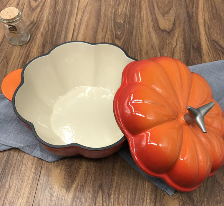 Nồi gang trái cà chua 24cm Telssida TC21.