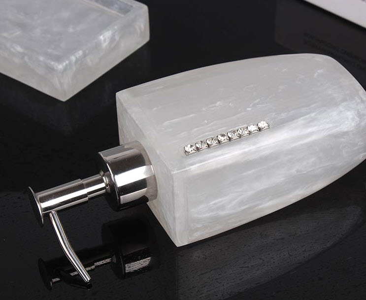 Bộ đồ dùng nhà tắm resin hoa văn đính đá Kingsley KSL010