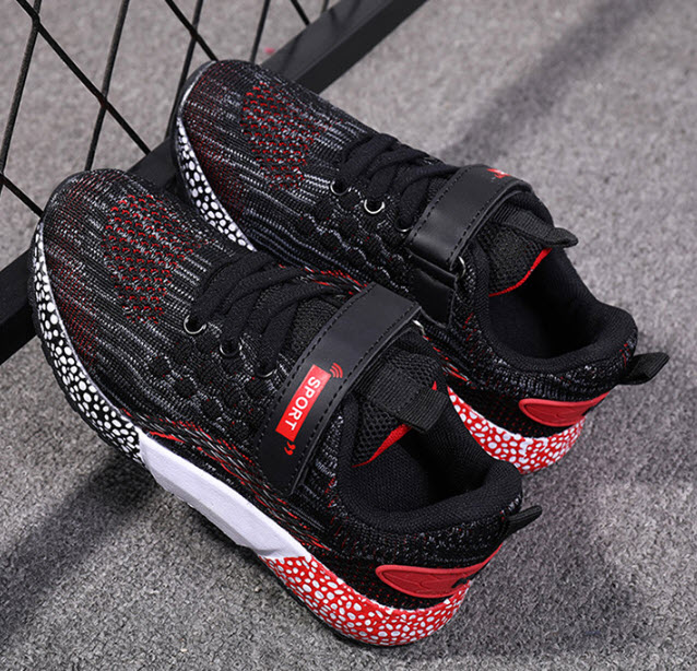 Giày sneaker bé gái Public TNM807