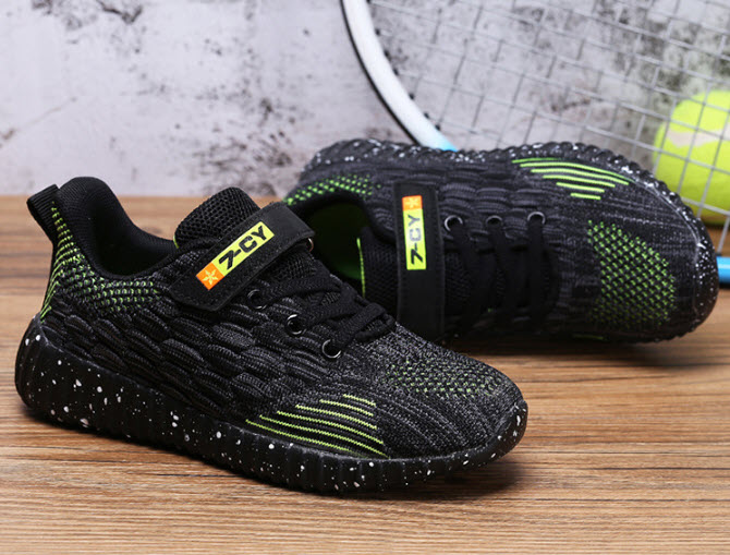 Giày sneaker bé trai Public QBW7007