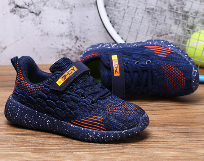 Giày sneaker bé trai Public QBW7007