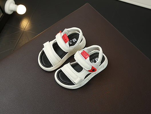 Giày sandals bé trai Yiwu YW6150
