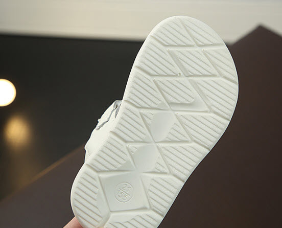 Giày sandals bé trai Yiwu YW6150