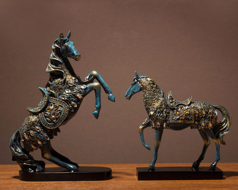 Phụ kiện trang trí để bàn ngựa chiến Goodluck FX068