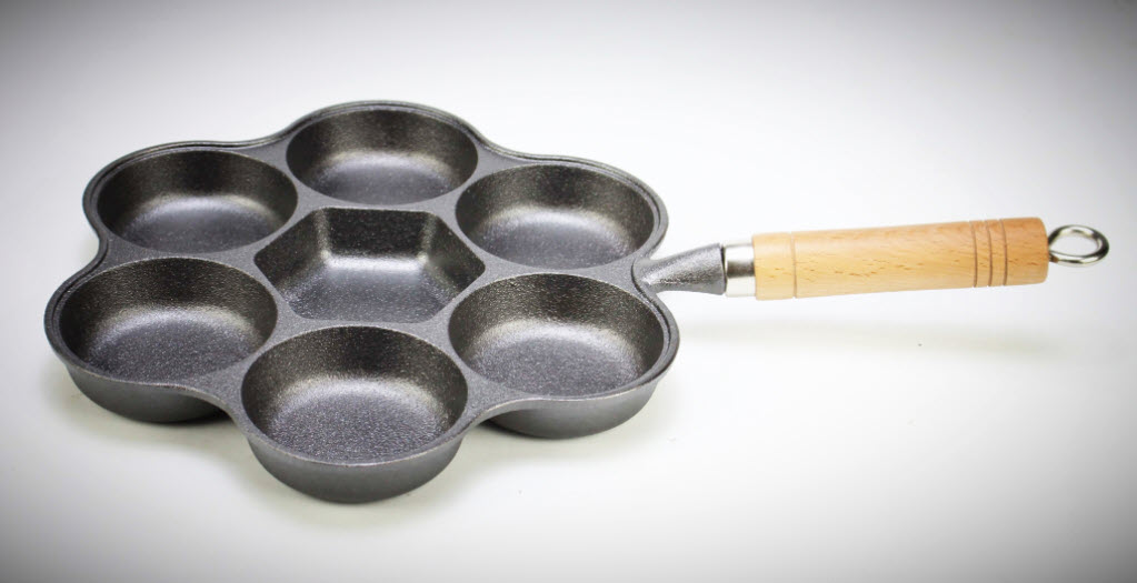 Chảo gang ốp la nướng bánh 7 ngăn sâu 2.5cm OEM WK021