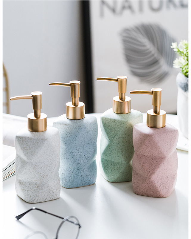 Bộ đồ dùng nhà tắm 6 món sứ Ceramic 380ml Zixin ZANE06