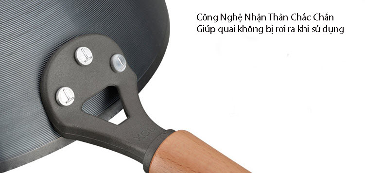 Chảo thép Nhật chống dính vật lý quai gỗ 32cm TAMASAKI TGLW32