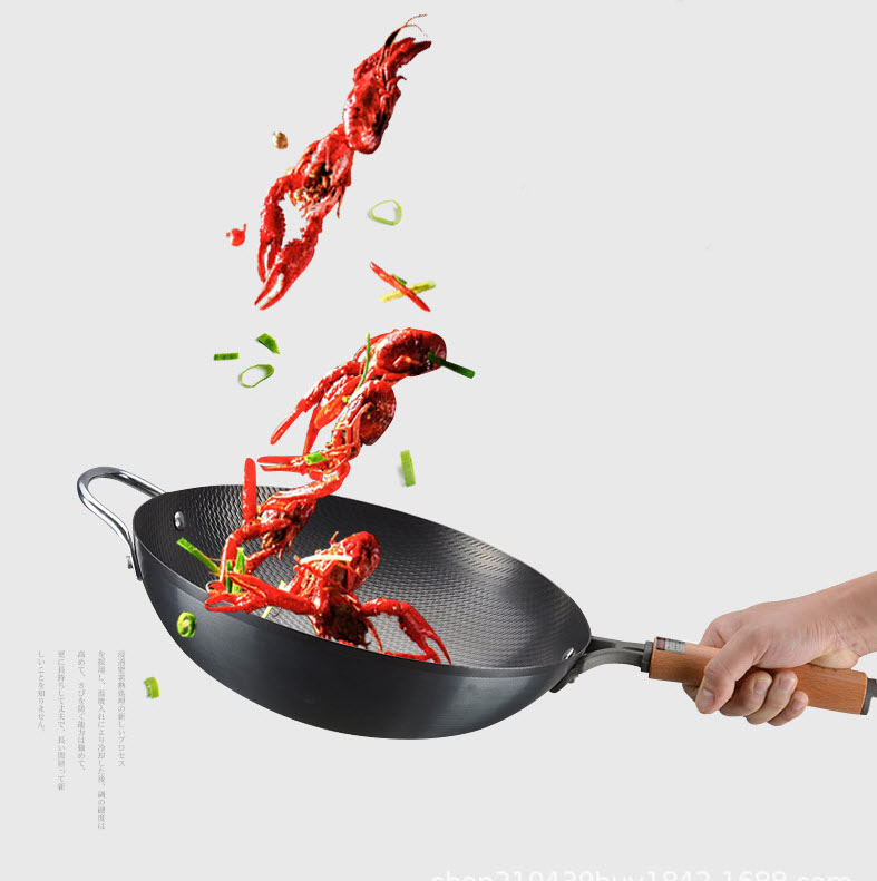 Chảo thép Nhật chống dính vật lý quai gỗ 32cm TAMASAKI TGLW32